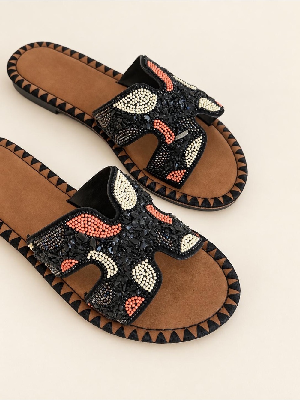 AZARAYAH Women’s Beaded Cutout Slide Sandals Embellished Slip-On Flats - Picture 2 of 3